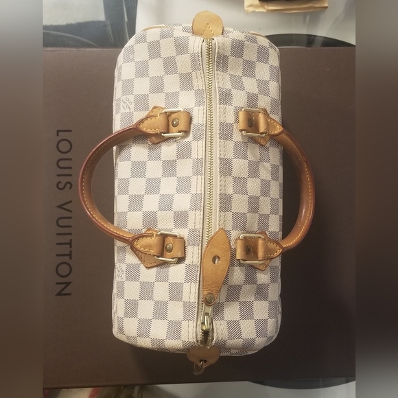 ❌‼️SOLD‼️❌ - 💯Authentic LV Speedy 30 - Damier Azur - Picture 15 of 16